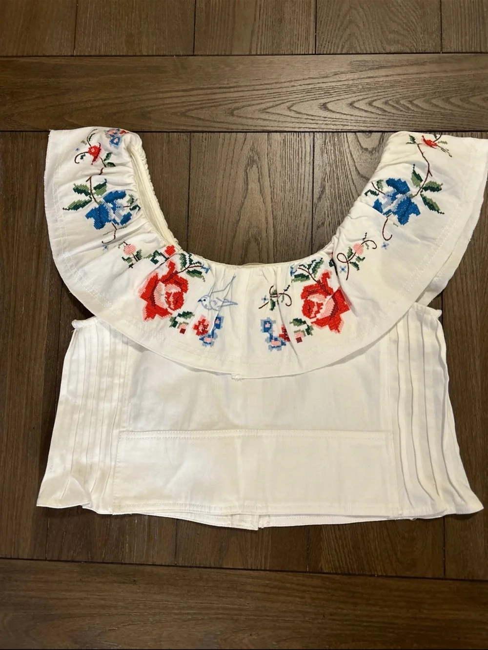 Pilcro White Embroidered Ruffle Camisole with Red and Blue Florals - Picture 7 of 7